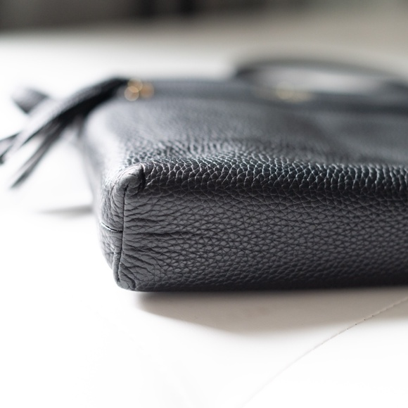 KATE SPADE Chester Street Dessi Pebbled Leather Crossbody in Black - Picture 5 of 5